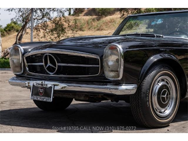 1966 Mercedes-Benz 230SL (CC-2066050) for sale in Beverly Hills, California