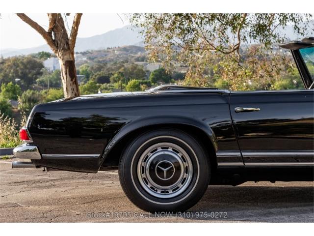 1966 Mercedes-Benz 230SL (CC-2066050) for sale in Beverly Hills, California