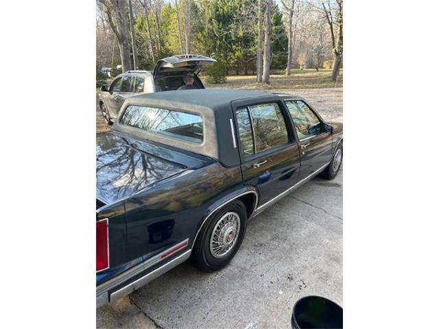 1988 Cadillac Fleetwood (CC-2066108) for sale in Cadillac, Michigan