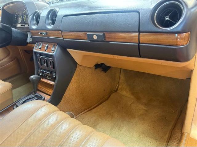 1982 Mercedes-Benz 240D (CC-2066109) for sale in Cadillac, Michigan