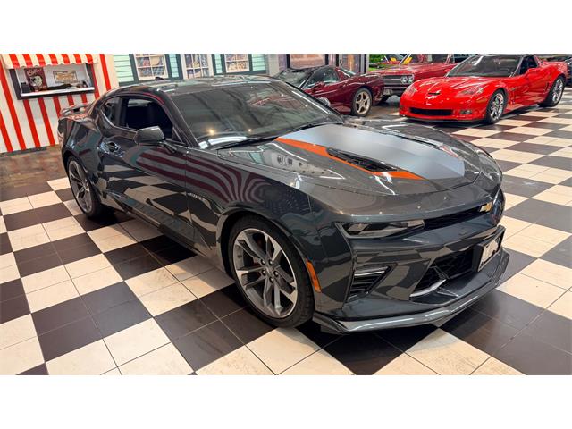 2017 Chevrolet Camaro (CC-2066177) for sale in Annandale, Minnesota