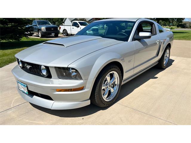 2006 Ford Mustang GT (CC-2066248) for sale in Annandale, Minnesota