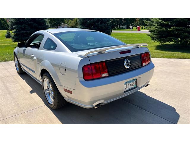 2006 Ford Mustang GT (CC-2066248) for sale in Annandale, Minnesota