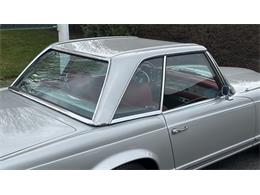 1970 Mercedes-Benz 280SL (CC-2066269) for sale in Southampton, New York