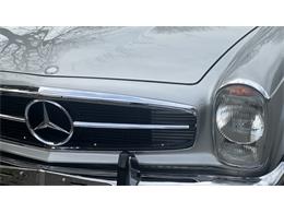 1970 Mercedes-Benz 280SL (CC-2066269) for sale in Southampton, New York