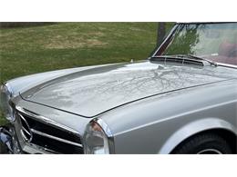 1970 Mercedes-Benz 280SL (CC-2066269) for sale in Southampton, New York
