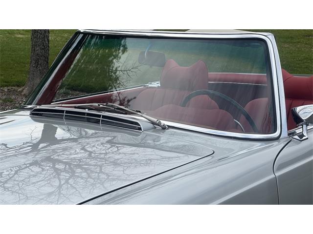 1970 Mercedes-Benz 280SL (CC-2066269) for sale in Southampton, New York