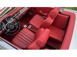 1970 Mercedes-Benz 280SL (CC-2066269) for sale in Southampton, New York