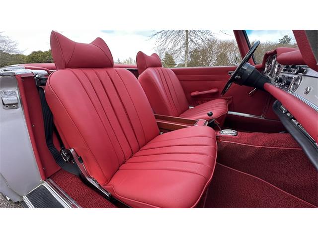 1970 Mercedes-Benz 280SL (CC-2066269) for sale in Southampton, New York