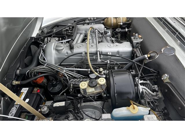 1970 Mercedes-Benz 280SL (CC-2066269) for sale in Southampton, New York