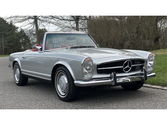 1970 Mercedes-Benz 280SL (CC-2066269) for sale in Southampton, New York