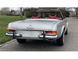 1970 Mercedes-Benz 280SL (CC-2066269) for sale in Southampton, New York