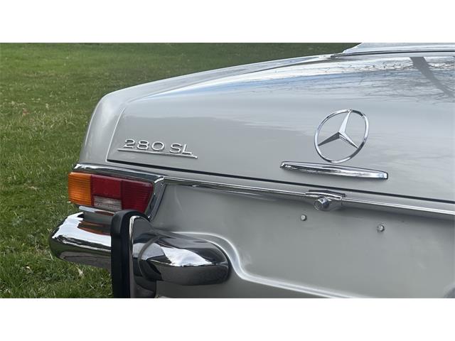 1970 Mercedes-Benz 280SL (CC-2066269) for sale in Southampton, New York