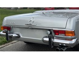 1970 Mercedes-Benz 280SL (CC-2066269) for sale in Southampton, New York