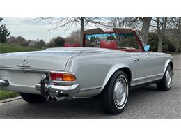 1970 Mercedes-Benz 280SL (CC-2066269) for sale in Southampton, New York