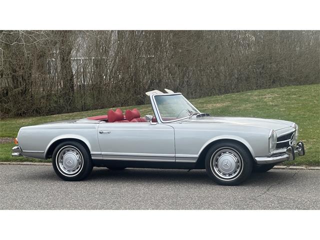 1970 Mercedes-Benz 280SL (CC-2066269) for sale in Southampton, New York