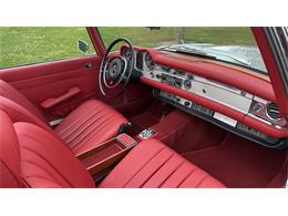 1970 Mercedes-Benz 280SL (CC-2066269) for sale in Southampton, New York
