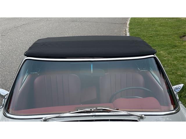 1970 Mercedes-Benz 280SL (CC-2066269) for sale in Southampton, New York