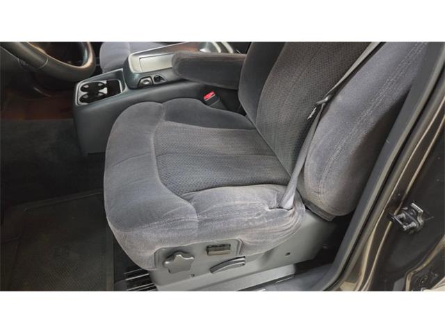 2002 Chevrolet Silverado 1500 (CC-2066317) for sale in Mankato, Minnesota