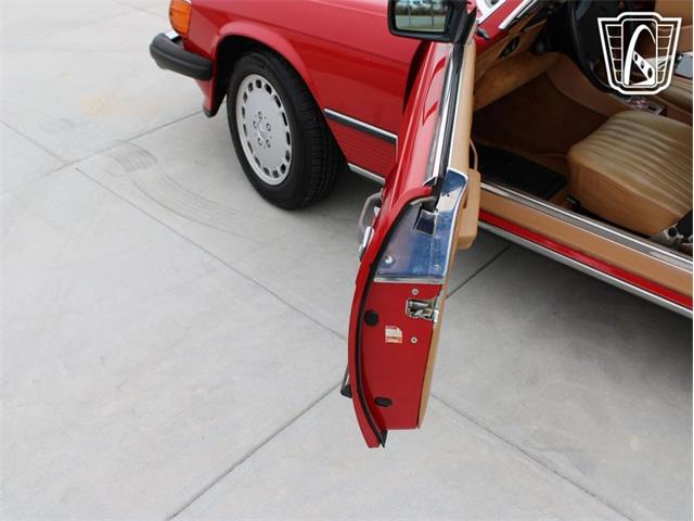 1988 Mercedes-Benz 560 (CC-2066318) for sale in Ruskin, Florida