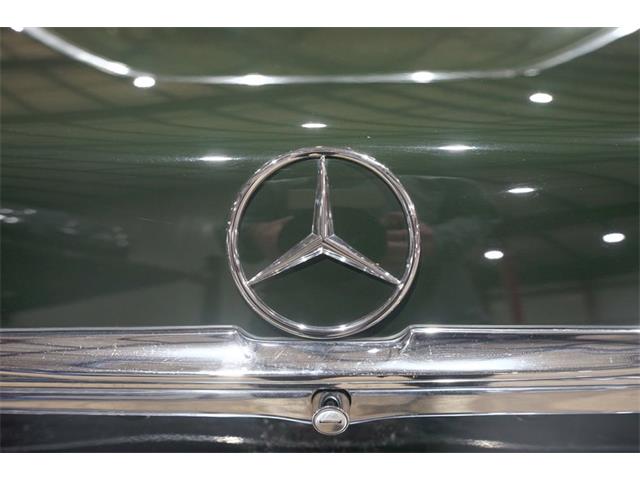1975 Mercedes-Benz 450SL (CC-2066502) for sale in Kentwood, Michigan