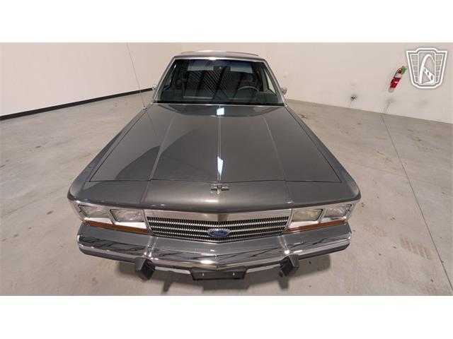 1988 Ford Crown Victoria (CC-2066577) for sale in Caledonia, Wisconsin