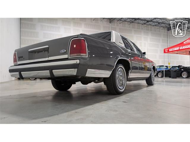 1988 Ford Crown Victoria (CC-2066577) for sale in Caledonia, Wisconsin