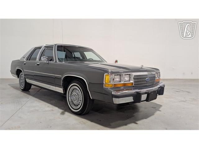 1988 Ford Crown Victoria (CC-2066577) for sale in Caledonia, Wisconsin
