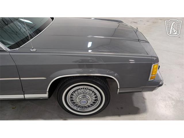 1988 Ford Crown Victoria (CC-2066577) for sale in Caledonia, Wisconsin