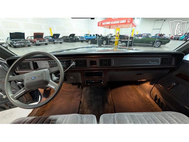1988 Ford Crown Victoria (CC-2066577) for sale in Caledonia, Wisconsin