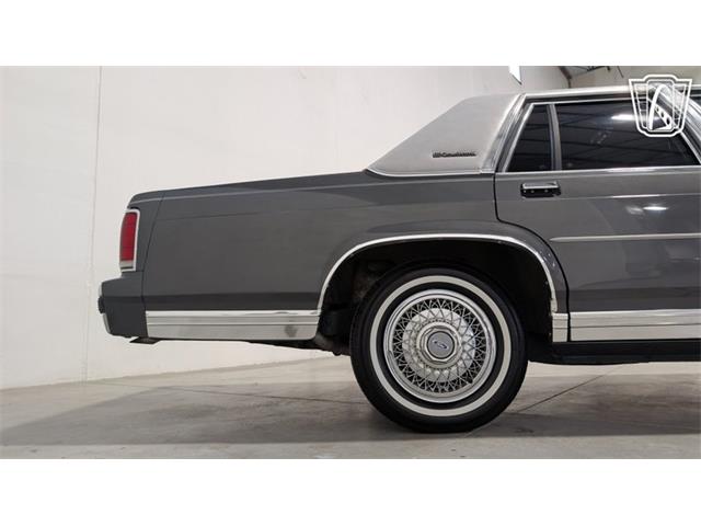 1988 Ford Crown Victoria (CC-2066577) for sale in Caledonia, Wisconsin