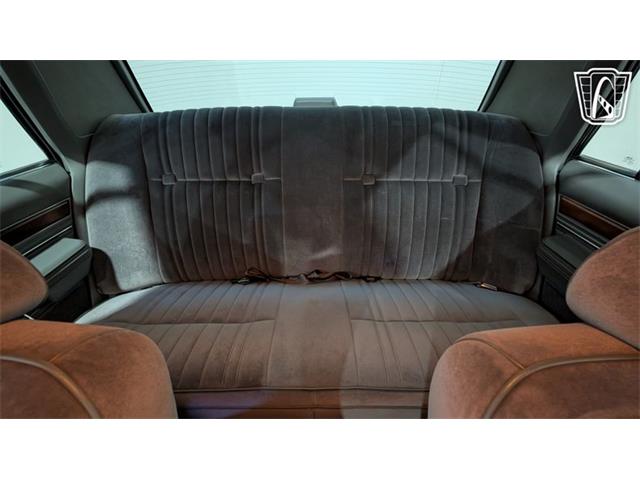 1988 Ford Crown Victoria (CC-2066577) for sale in Caledonia, Wisconsin