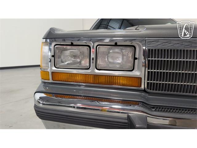 1988 Ford Crown Victoria (CC-2066577) for sale in Caledonia, Wisconsin