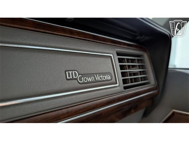 1988 Ford Crown Victoria (CC-2066577) for sale in Caledonia, Wisconsin