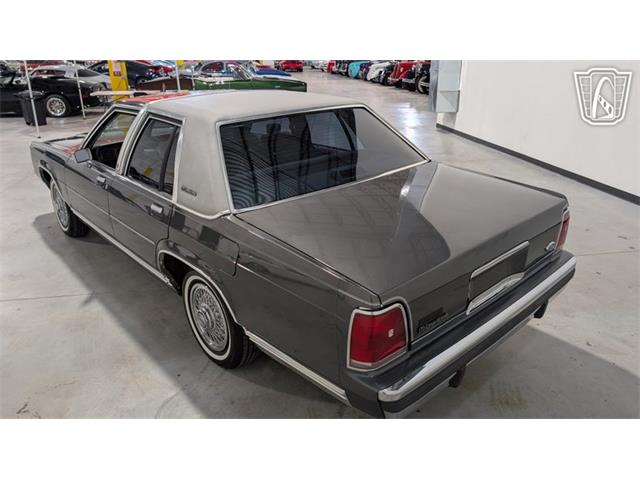 1988 Ford Crown Victoria (CC-2066577) for sale in Caledonia, Wisconsin