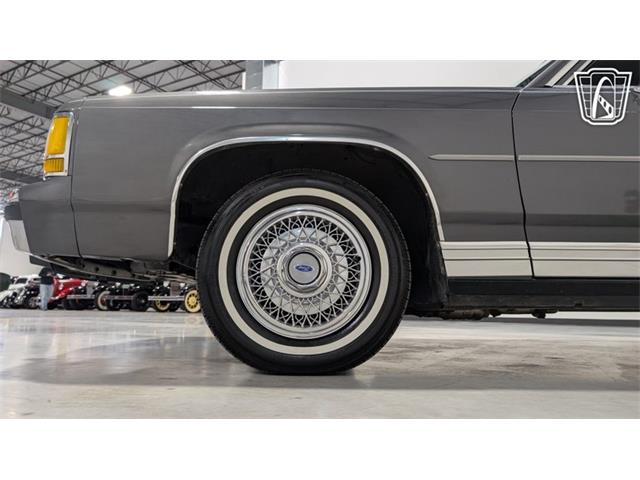 1988 Ford Crown Victoria (CC-2066577) for sale in Caledonia, Wisconsin