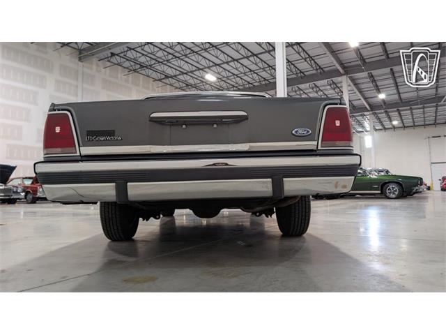 1988 Ford Crown Victoria (CC-2066577) for sale in Caledonia, Wisconsin