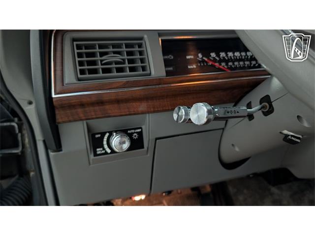 1988 Ford Crown Victoria (CC-2066577) for sale in Caledonia, Wisconsin