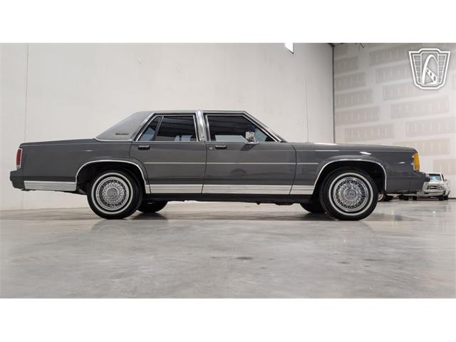 1988 Ford Crown Victoria (CC-2066577) for sale in Caledonia, Wisconsin