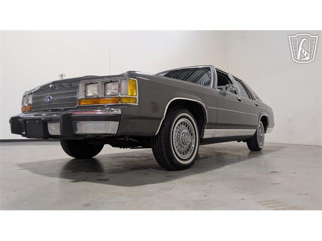 1988 Ford Crown Victoria (CC-2066577) for sale in Caledonia, Wisconsin