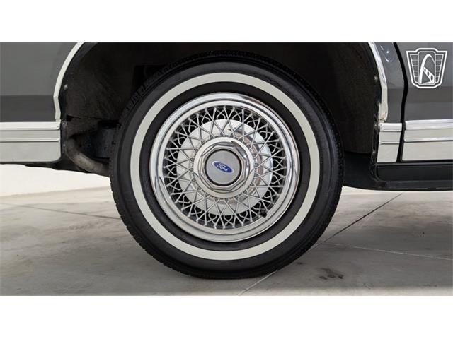 1988 Ford Crown Victoria (CC-2066577) for sale in Caledonia, Wisconsin