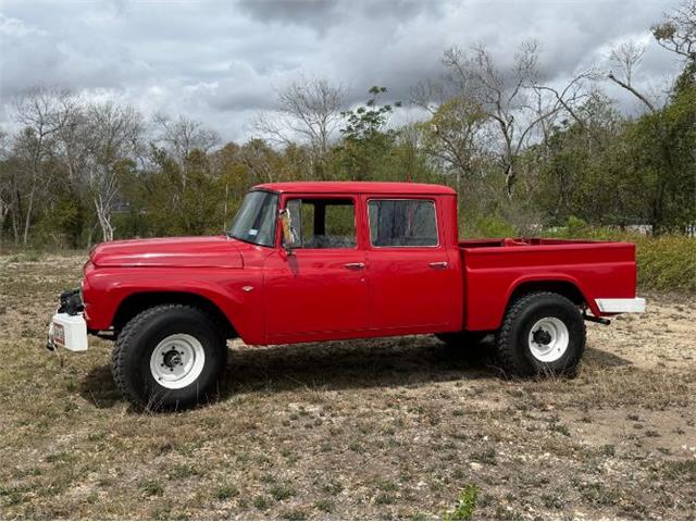 1967 International Travelette (CC-2066583) for sale in Cadillac, Michigan