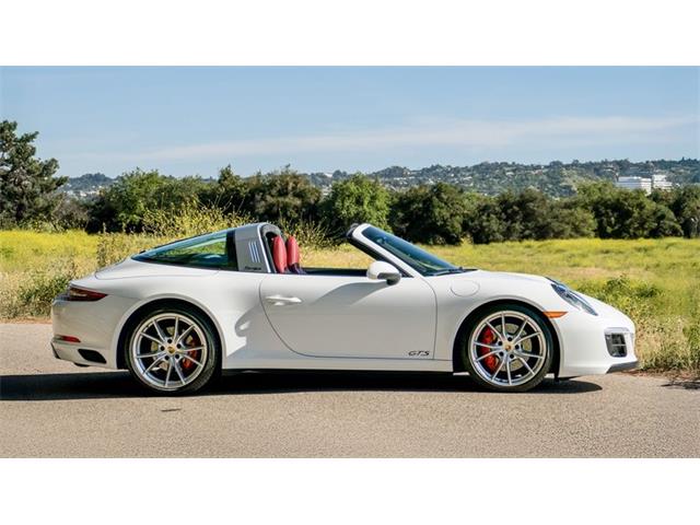 2019 Porsche 911 (CC-2066724) for sale in Costa Mesa, California