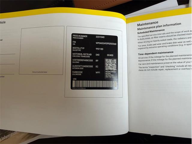 2023 Porsche 911 (CC-2066766) for sale in Costa Mesa, California