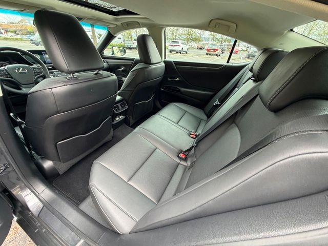2022 Lexus ES300 (CC-2066842) for sale in Seattle, Washington