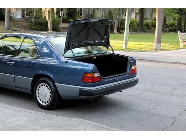 1988 Mercedes-Benz 300CE (CC-2066889) for sale in Savannah, Georgia
