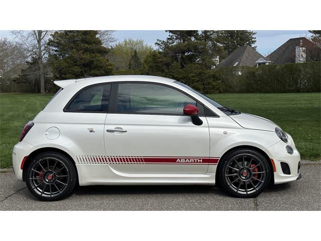 2017 Fiat 500 Abarth (CC-2066915) for sale in Southampton, New York