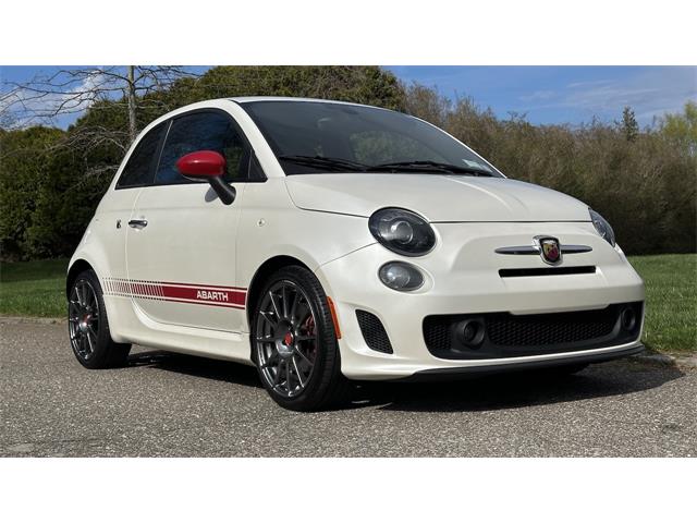 2017 Fiat 500 Abarth (CC-2066915) for sale in Southampton, New York
