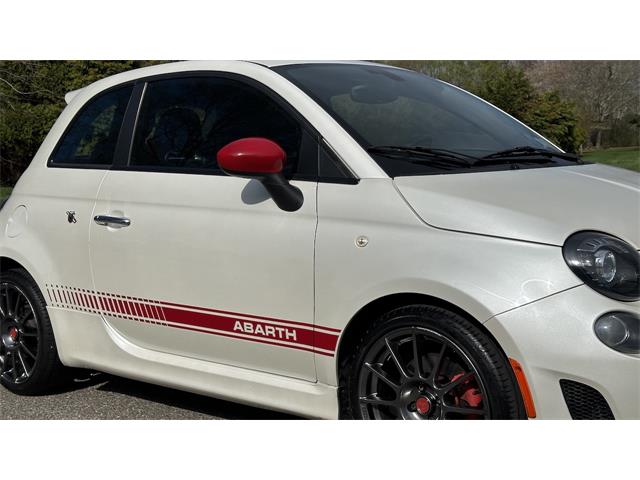 2017 Fiat 500 Abarth (CC-2066915) for sale in Southampton, New York