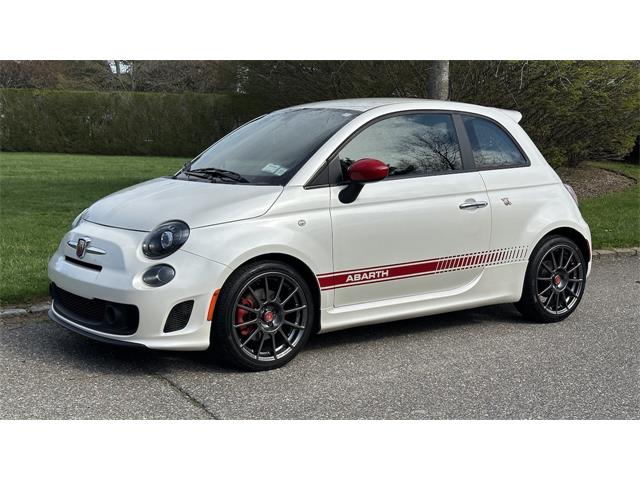 2017 Fiat 500 Abarth (CC-2066915) for sale in Southampton, New York
